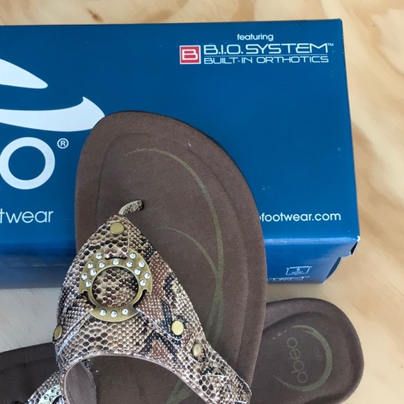 ABEO Sandals Sunrise Snake Print Size 9 Like New - Picture 16 of 16